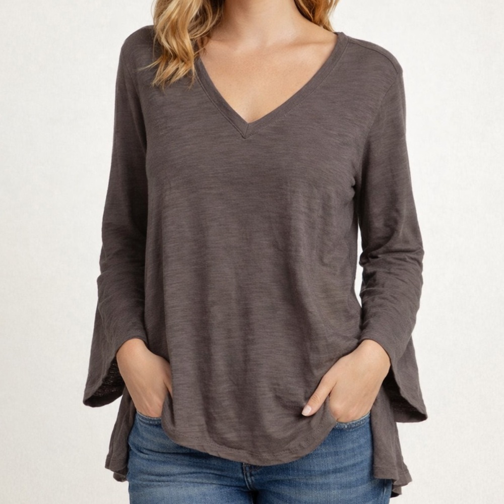 < Free People Brown Bell Sleeve High Low Oversized Top > - Picture 1 of 4